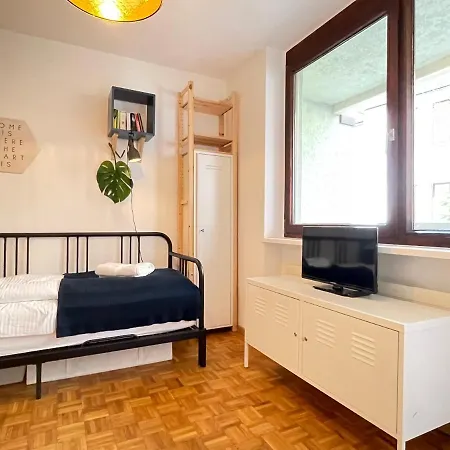 Gemutliches Studio Mitten In Der Stadt بريجنتس